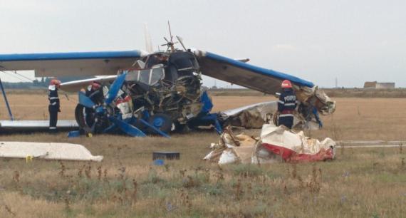 Un avion utilitar s-a prăbușit în județul Brăila. Avionul transporta AZOT. Pilotul a decedat