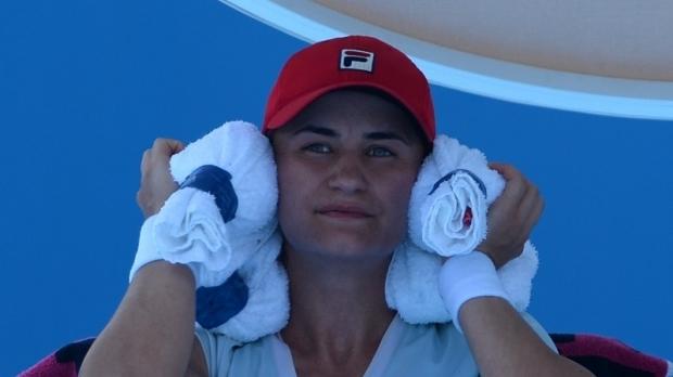 Niculescu a abandonat în primul set, în sferturile de finală ale turneului de la Washington. Sportiva română s-a accidentat