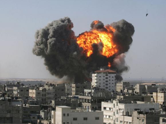 Cel puțin 20 de civili au fost uciși în bombardamente ale regimului sirian în apropiere de Damasc