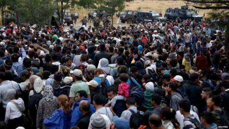 Si Kosovo vrea sa gazduiasca 3000 de refugiati Si Kosovo vrea sa gazduiasca 3000 de refugiati