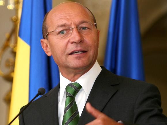 Băsescu: Primirea refugiaţilor, neconstituţională. Mă pun şi în pielea lui Klaus Iohannis, peste doi ani, când în metrou o să avem o bombă Băsescu: Primirea refugiaţilor, neconstituţională. Mă pun şi în pielea lui Klaus Iohannis, peste doi ani, când în metrou o să avem o bombă
