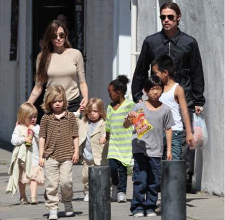 Angelina Jolie şi Brad Pitt au adoptat un orfan sirian