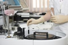 Aparat revoluționar de diagnosticare a unor forme de cancer prin testarea respirației