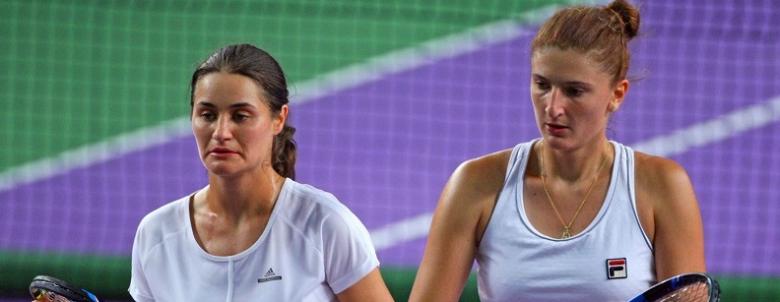 Irina Begu şi Monica Niculescu, învinse în finala de dublu la Wuhan