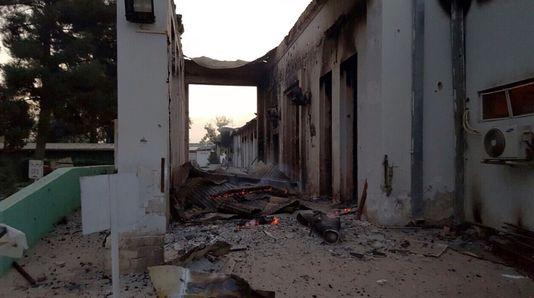 Spitalul anunţa că este bombardat. Militarii americani au continuat o oră să atace 