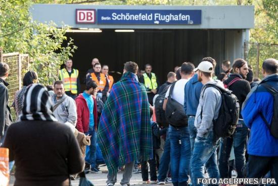 Ne este frig! Strigă refugiaţii adăpostiţi în corturi în Germania