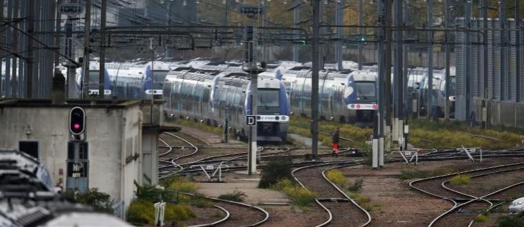 Incident feroviar în Franța. Un tren de pasageri cu frânele defectate a rulat zeci de kilometri fără a putea fi oprit! 