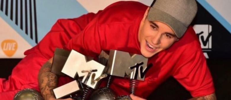 Justin Bieber, cele mai multe premii la MTV EUROPE MUSIC AWARDS 2015. Vezi LISTA CÂȘTIGĂTORILOR (VIDEO)
