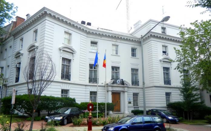 Carte de condoleanțe, deschisă la Ambasada României în SUA