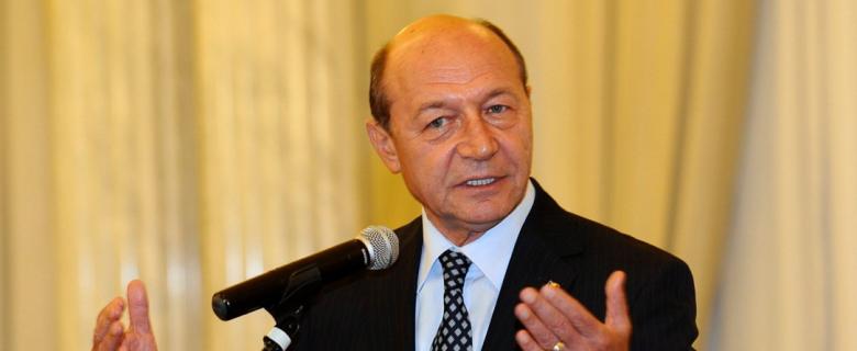 Băsescu acuză TVR că i-a anulat un interviu, invocând protestele de la Universitate