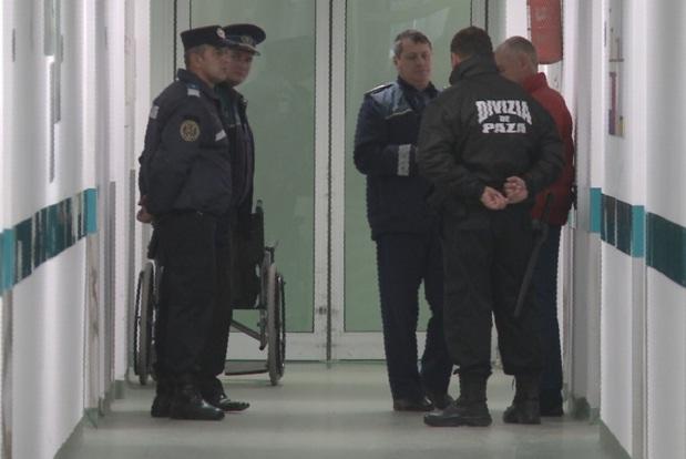 BĂTAIE în Parlamentul Ucrainei. Şeful Serviciului de Securitate îşi ia un picior în cap, în timpul unei audieri anti-corupţie (VIDEO)