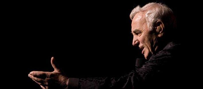 Charles Aznavour şi-a amânat două concerte în Olanda, deoarece a făcut o infecţie gastro-intestinală acută