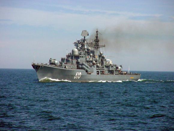 Rusia cheamă Turcia să dea explicații, după ce un distrugător rus a evitat la limită coliziunea cu un vapor turc