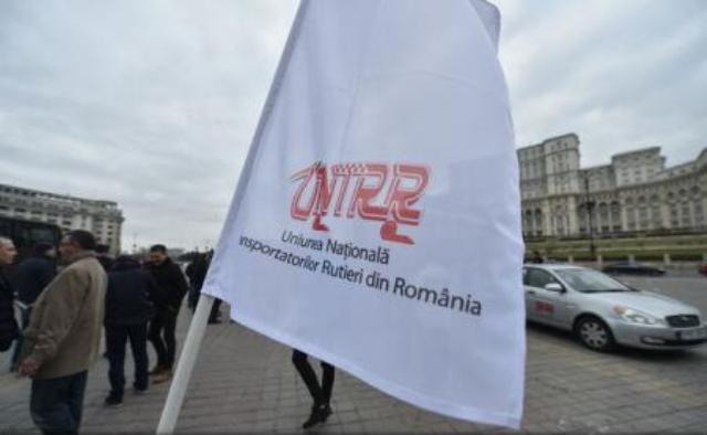 Petiția transportatorilor. UNTRR cere Guvernului și Parlamentului să limiteze tarifele RCA