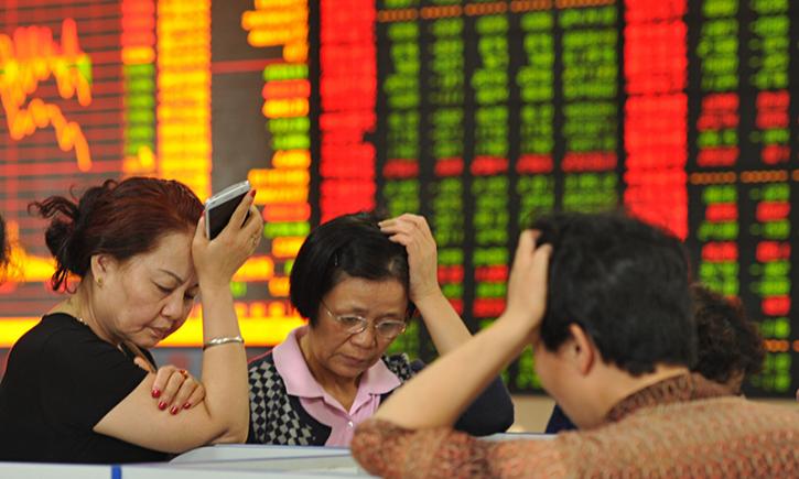 Prăbușire de 7% pe piața de capital chineză. Marile burse asiatice au închis în declin