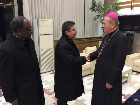 Ambasadorul Vaticanului a sosit la București