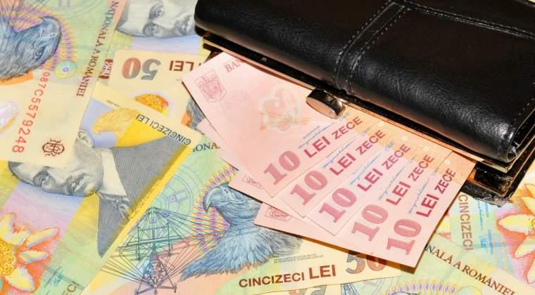 Cât plătesc românii în plus la credite față de clienții din zona euro
