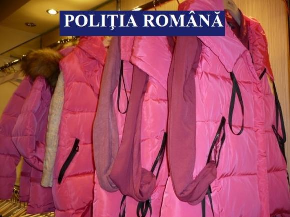 Mare grijă la ce cumpăraţi! Poliţiştii le-au luat la puricat:haine contrafăcută în mai multe mall-uri din România