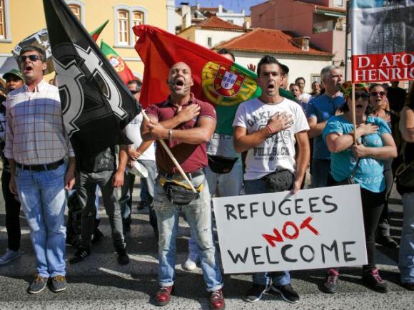 Se închide ruta balcanică.Se deschide ruta prin Bulgaria şi România?