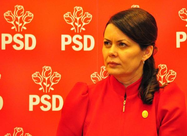 Scandal la PSD Cluj. Iniţiatoarea legii antifumat a demisionat 