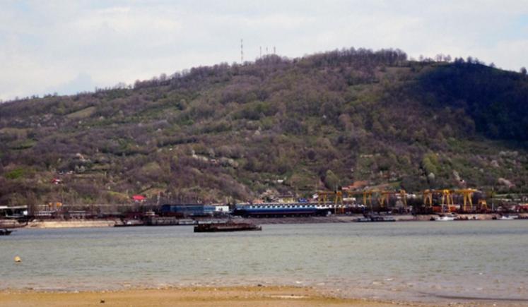 Accident fluvial neobișnuit în Golful Cerna al Dunării. Un pescar a murit