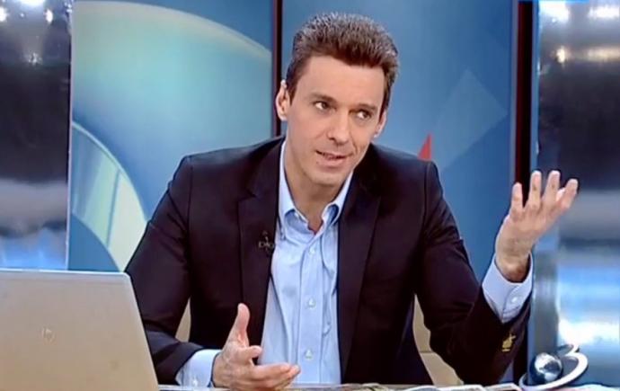 Mircea Badea, pe Facebook, după alegeri: „Duceţi-vă repede la Codruţa, să-i aresteze pe cei votaţi!”