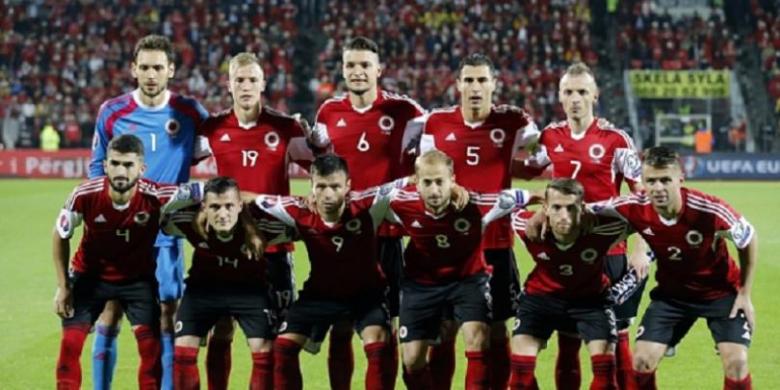 Fotbaliştii albanezi vor primi paşapoarte diplomatice