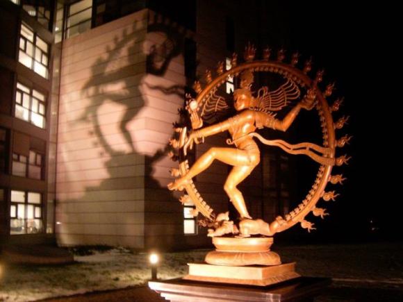 Ritual satanic, de sacrificiu uman, la CERN. Cine compromite Centrul de cercetare nucleară? (VIDEO)