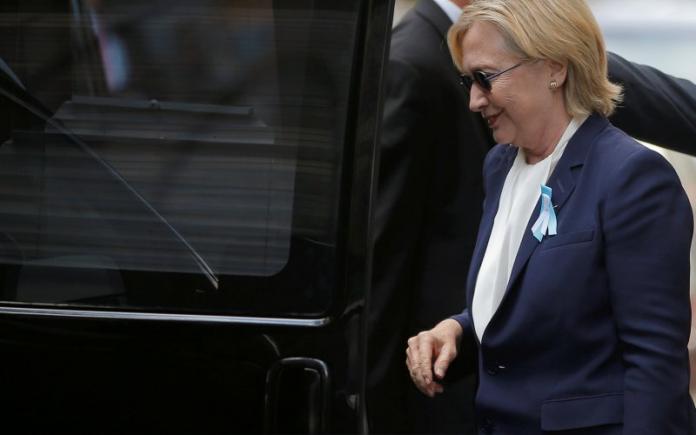 Hillary Clinton, aproape de leșin, ajutată de agenți să urce în mașină (VIDEO)