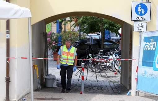 Crimă între solicitanţi de azil în Germania. Un afgan de 18 ani a fost ucis