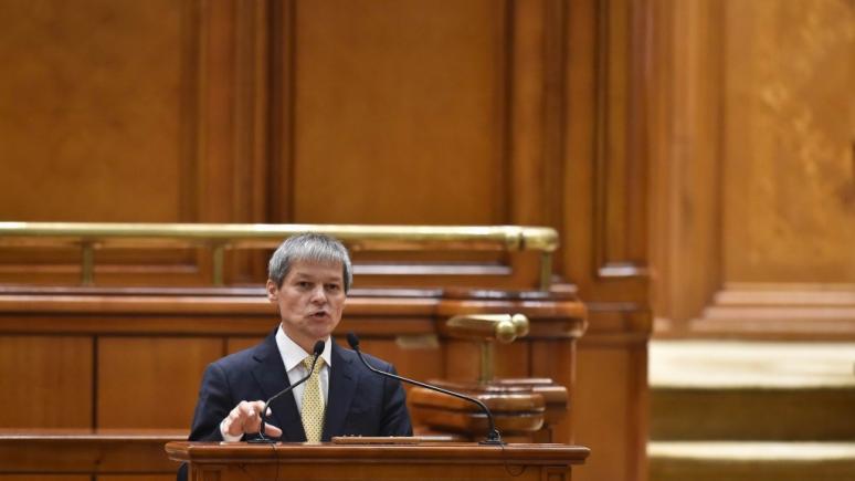 Iohannis: Cioloş, bun de premier şi după alegeri, dar cu o condiţie