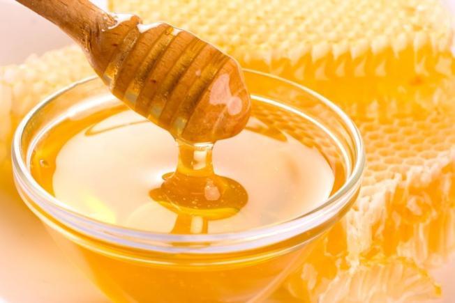 Infecţii bacteriene: Tratament cu miere şi fără antibiotice!