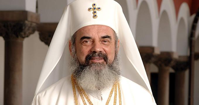 Patriarhul Daniel în Pastorala la Nașterea Domnului: Să creştem copiii ţării în iubirea faţă de Dumnezeu şi faţă de semeni