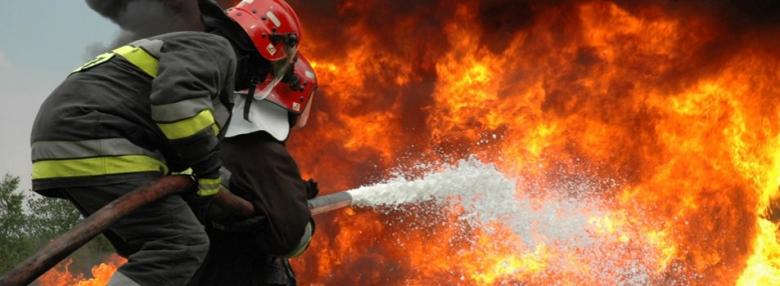 Pompierii, cei mai expuși cancerului din cauza stresului profesional!