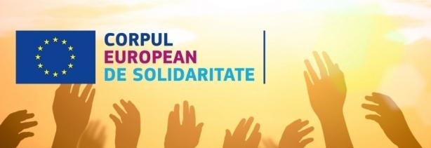 Tinerii din România, locul patru în UE la angajare civică