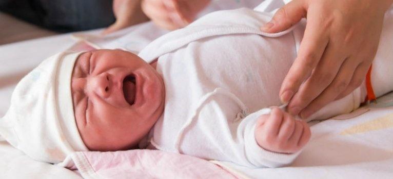  Bebeluşi: Mai plângăcioşi în Canada şi Italia şi mai puţin plângăcioşi în Germania şi Danemarca !?