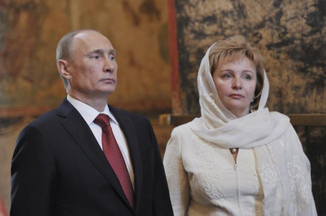 Fosta nevastă a lui Putin revine. Are un bărbat mai tânăr şi un conac în Franţa
