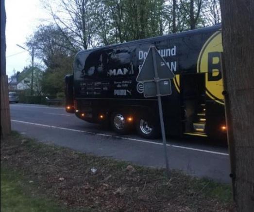 Autocarul Borussiei Dortmund, implicat într-o explozie. Un jucător, rănit (VIDEO)