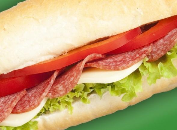 Ştii care este procentul de carne din sandvişul tău cu salam?