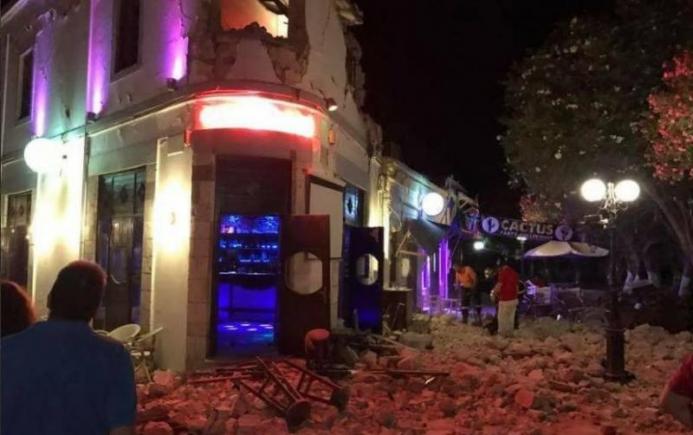 Un cutremur de 6,7 grade a lovit Turcia şi Grecia. Doi morţi şi sute de răniţi (VIDEO)