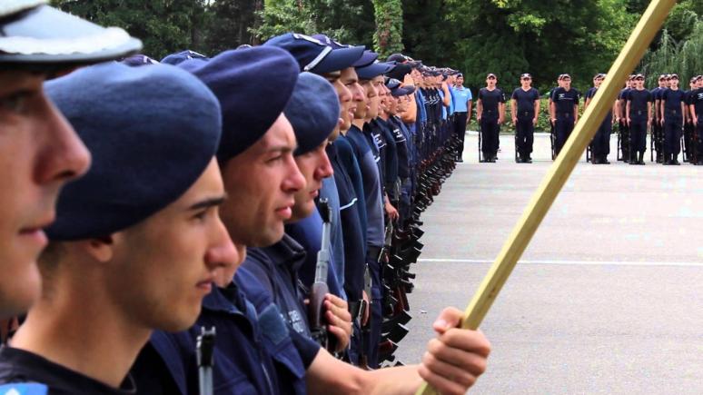 Concurenţă mare la Academia de Poliţie: nouă candidaţi pe loc la Jandarmerie!