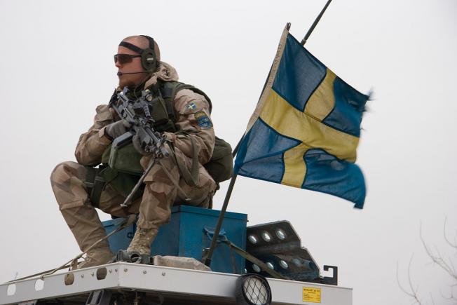 Suedia se pregăteşte de război!