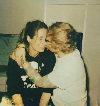 Ed Sheeran s-a logodit cu cea care l-a inspirat pentru melodia ”Perfect”