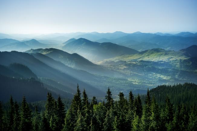 Munții Carpați, un fenomen unic pentru apele minerale