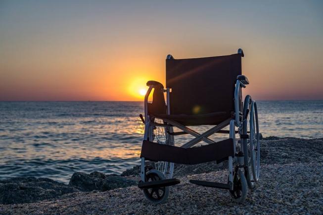 Plaja terapeutică dedicată persoanelor cu dizabilităţi, anulată la Constanţa