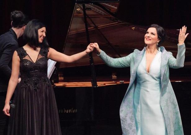Angela Gheorghiu şi Alexandra Dariescu au oferit un recital de excepție pe scena Operei din Viena