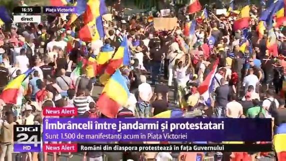 Protest, cu participarea unor români din străinătate, în Piaţa Victoriei (LIVE)