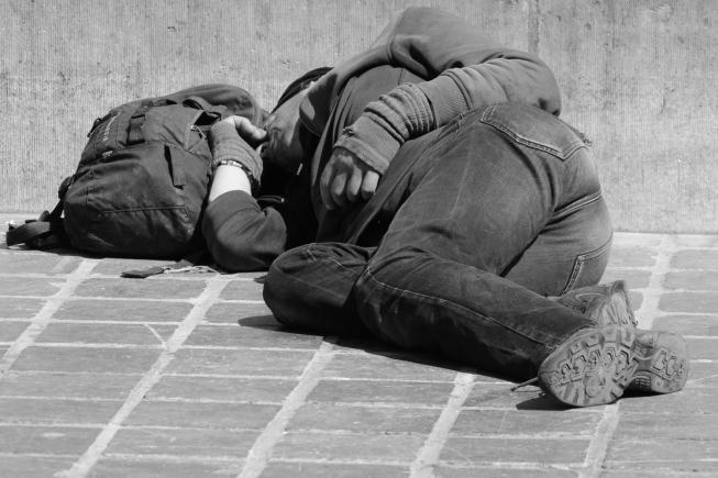 Ungaria le interzice oamenilor fără adăpost să doarmă pe străzi noaptea