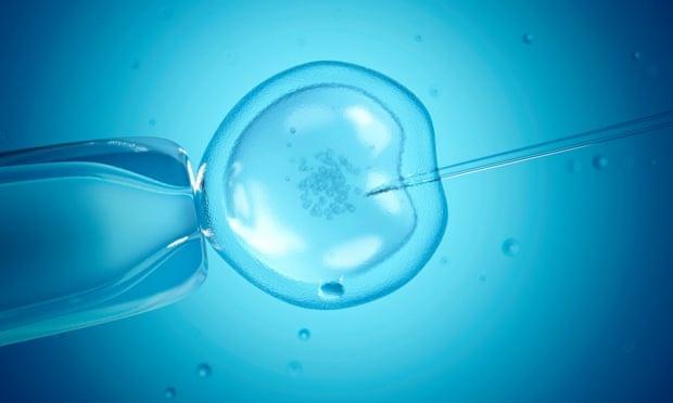Un copil cu ADN de la trei persoane s-a născut în Grecia