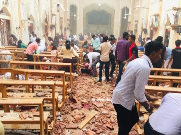 ISIS a revendicat atentatele sinucigașe din Sri Lanka